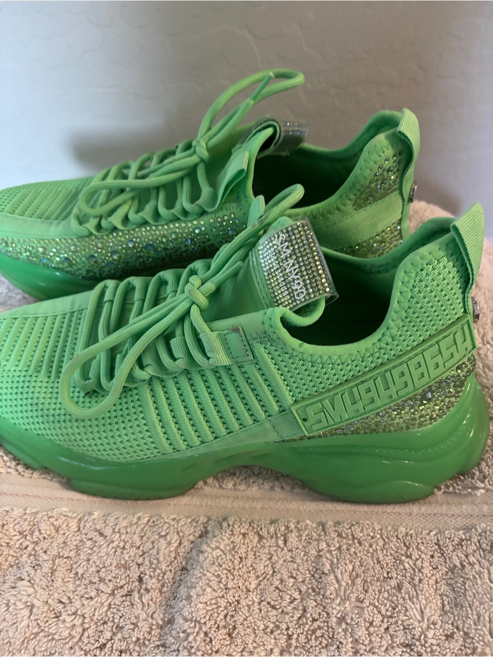 Steve Madden Maxima Lime Green Sneakers Trainers Shoes Rhinestone sz 10